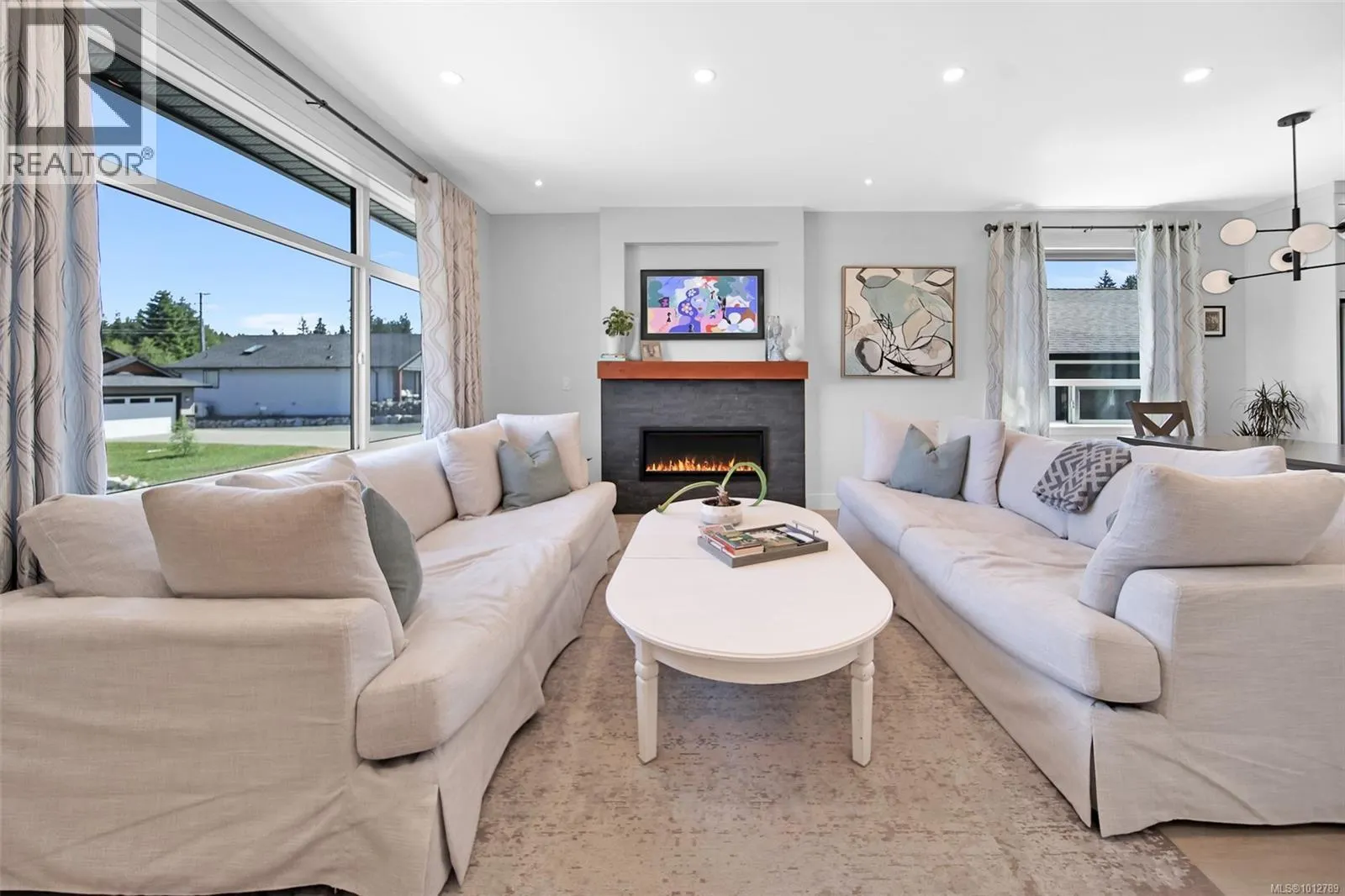 3204 Fernwood Lane