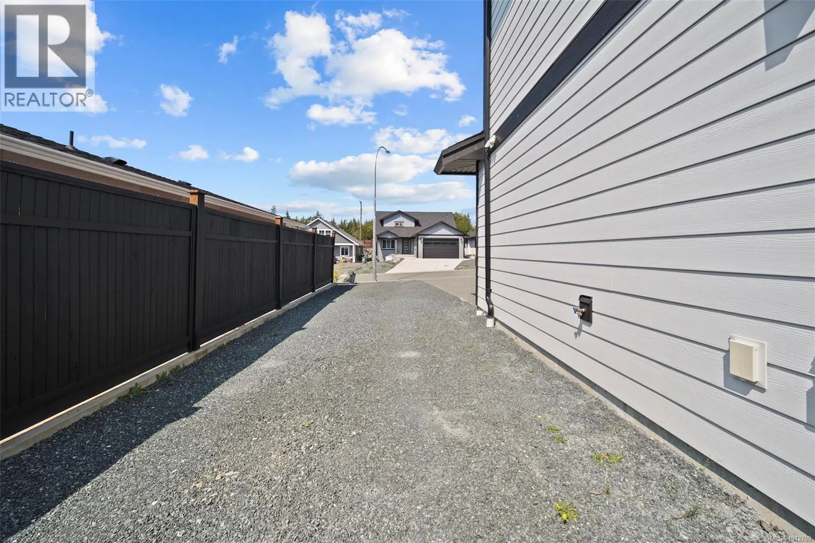 3204 Fernwood Lane