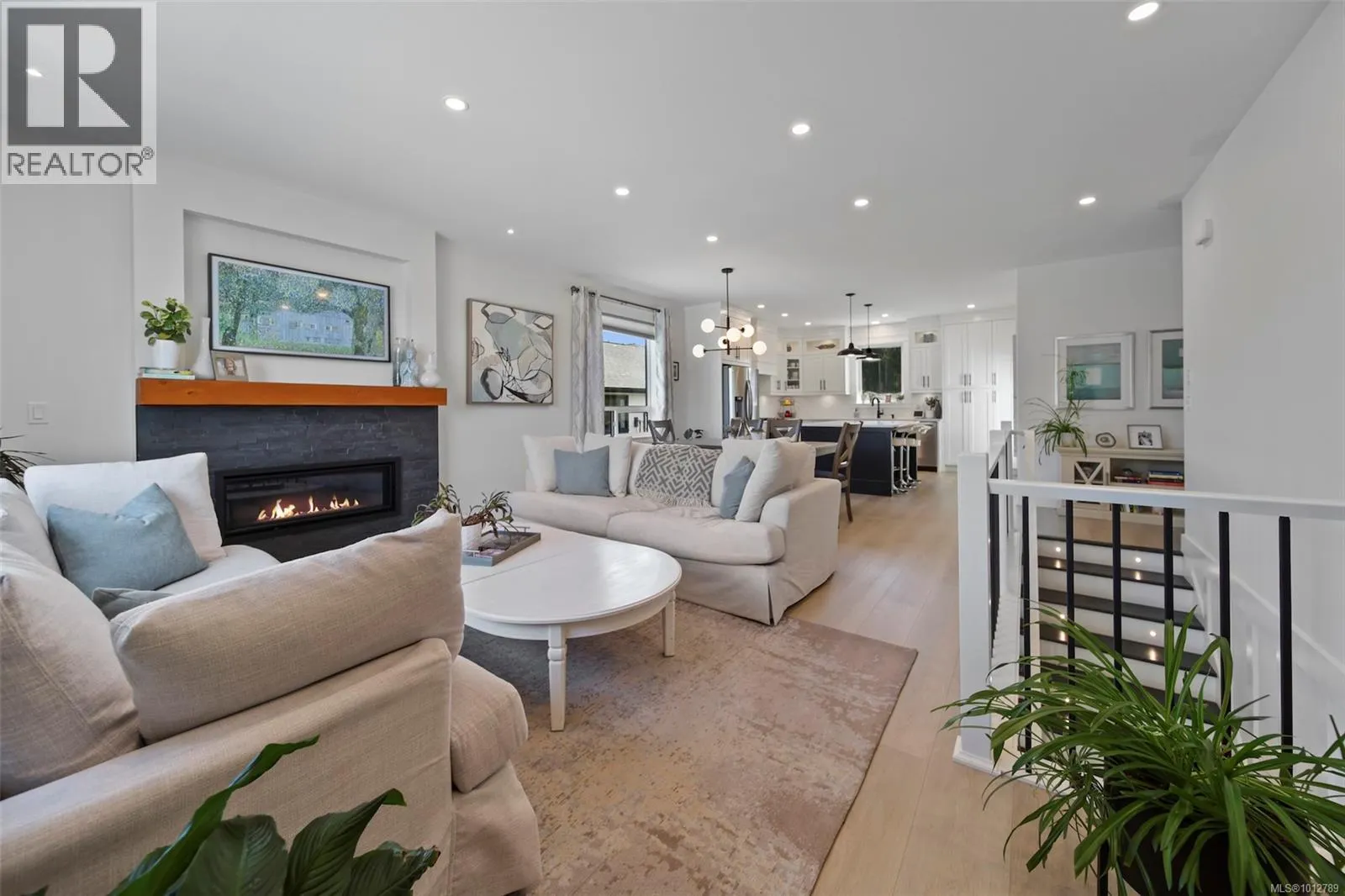 3204 Fernwood Lane