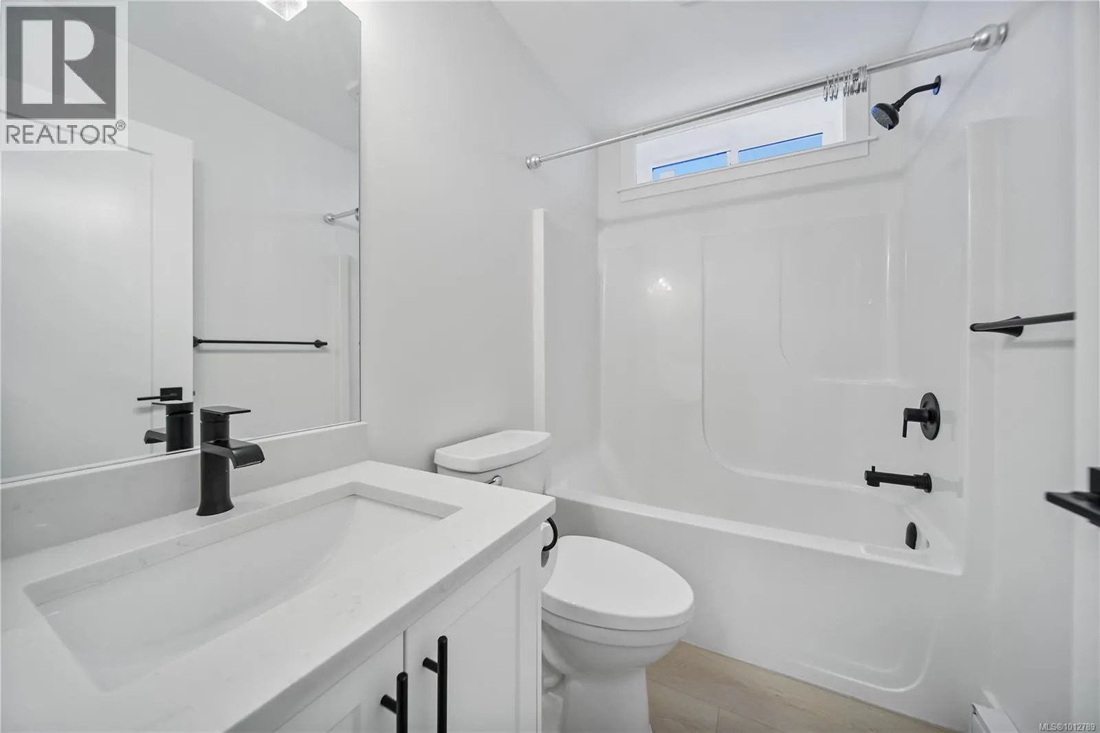 3204 Fernwood Lane