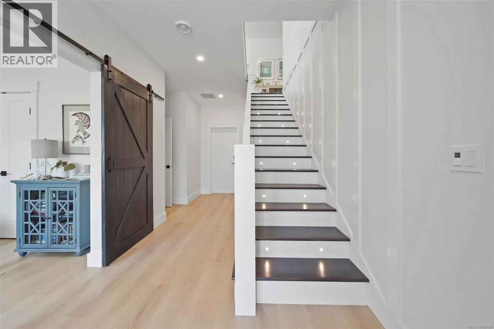 3204 Fernwood Lane