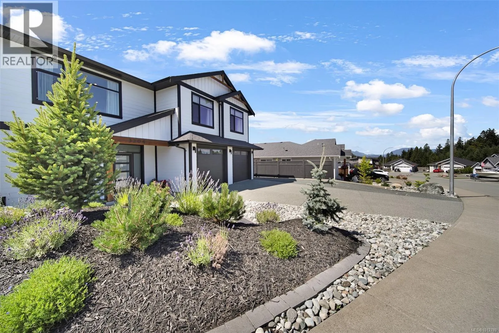 3204 Fernwood Lane