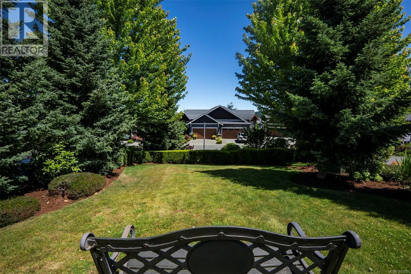 101 6209 Lexington Pl