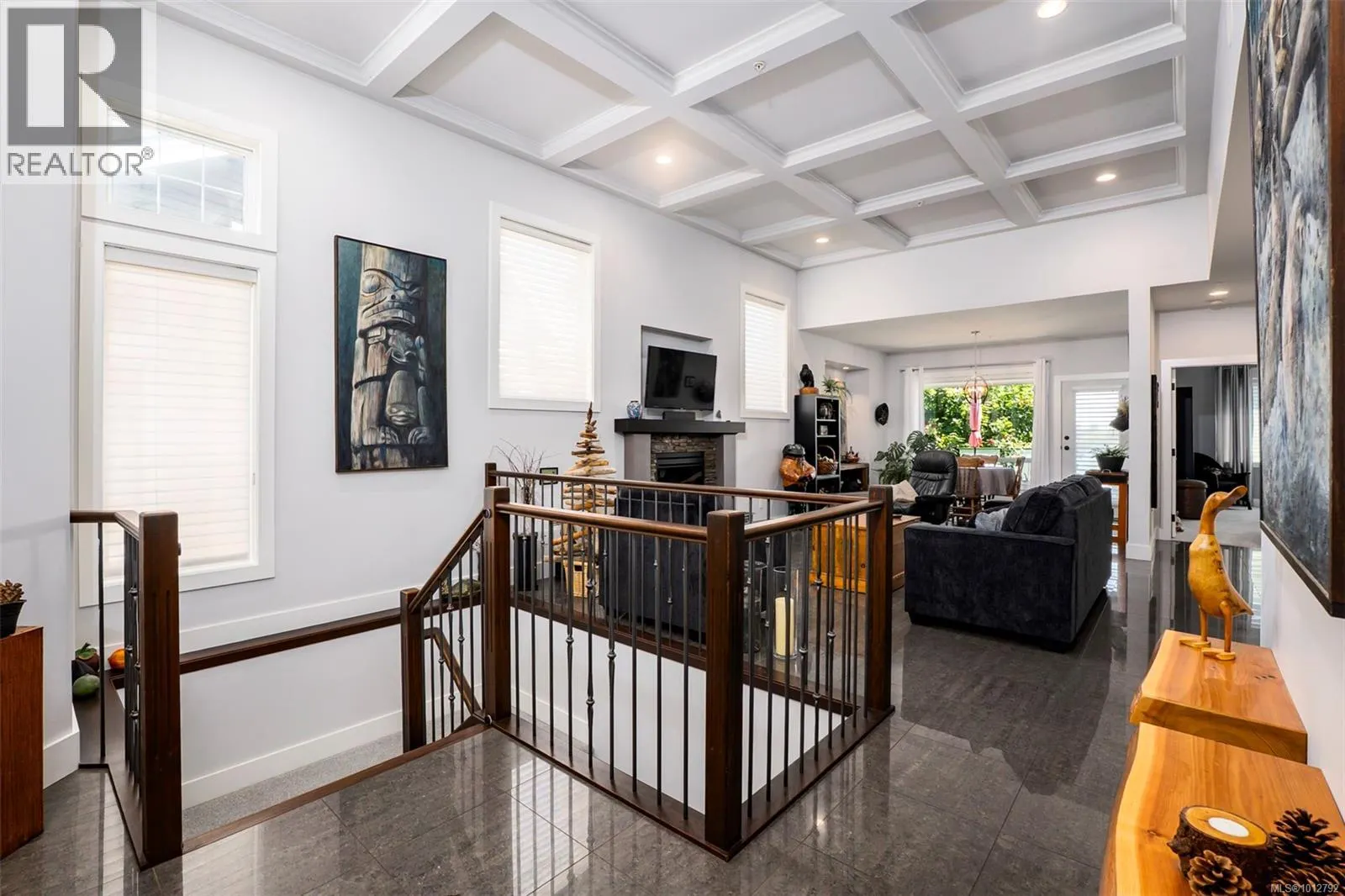 101 6209 Lexington Pl