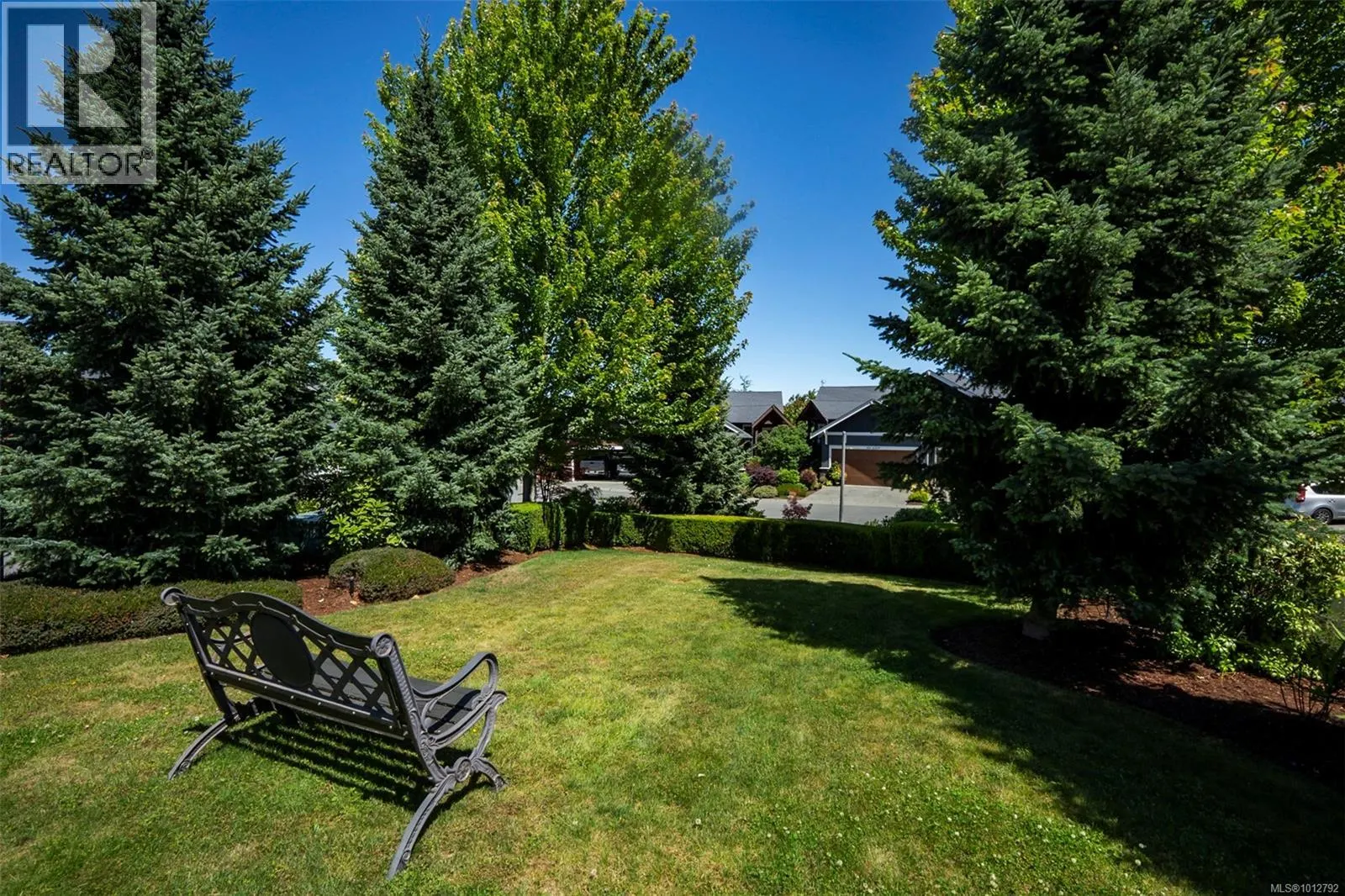101 6209 Lexington Pl