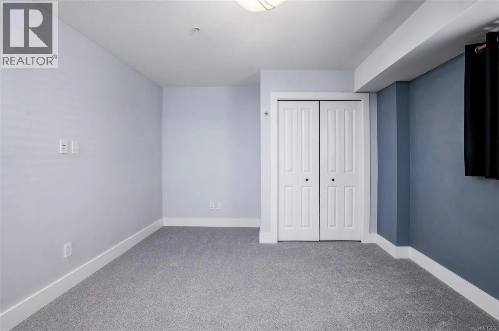 101 6209 Lexington Pl