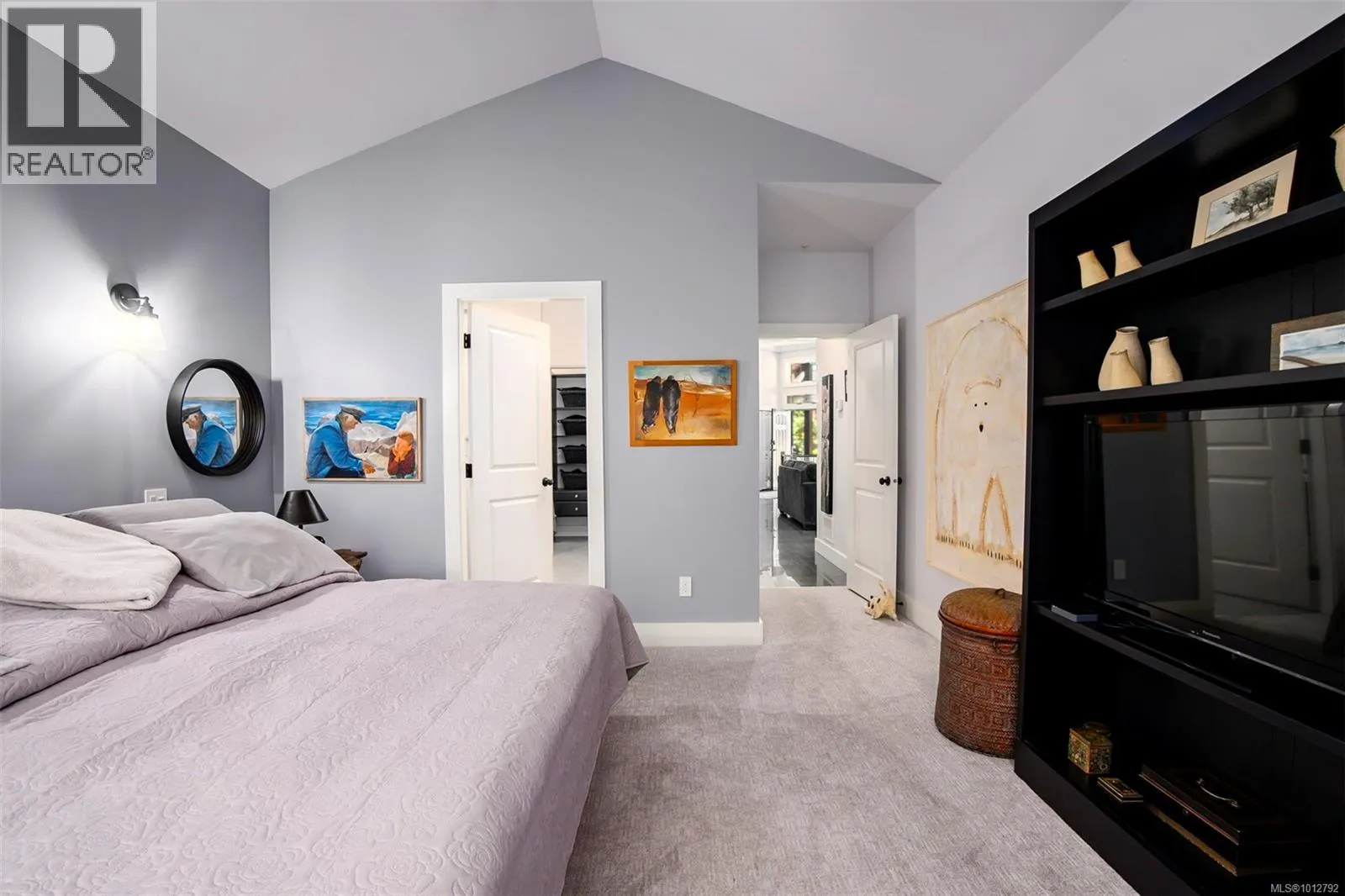 101 6209 Lexington Pl