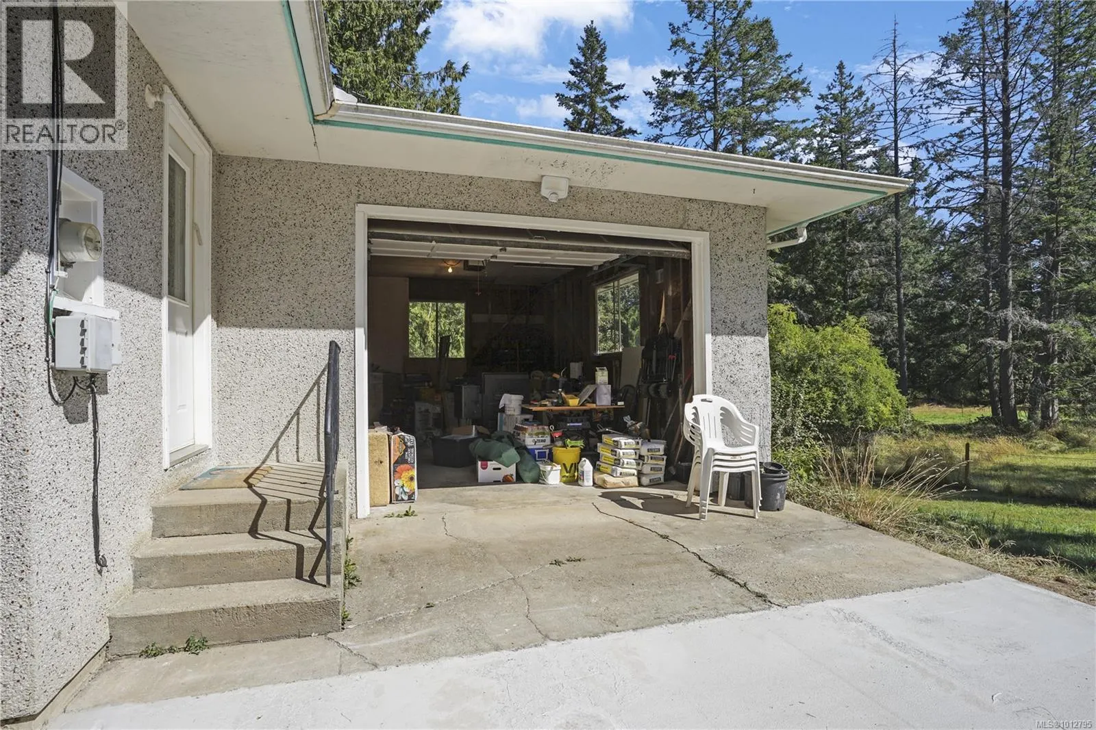 3090 Decourcy Dr