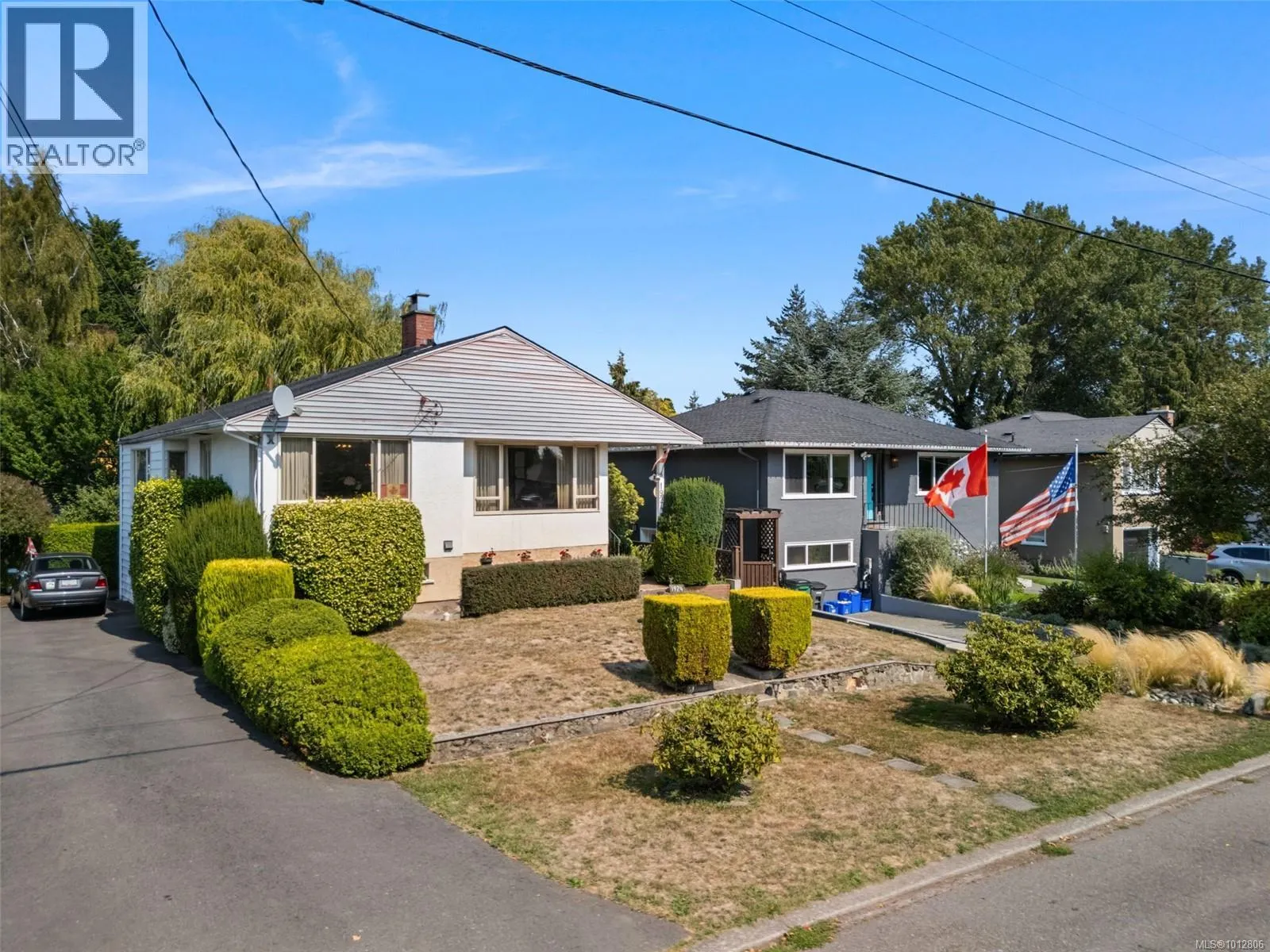 1924 Allenby St