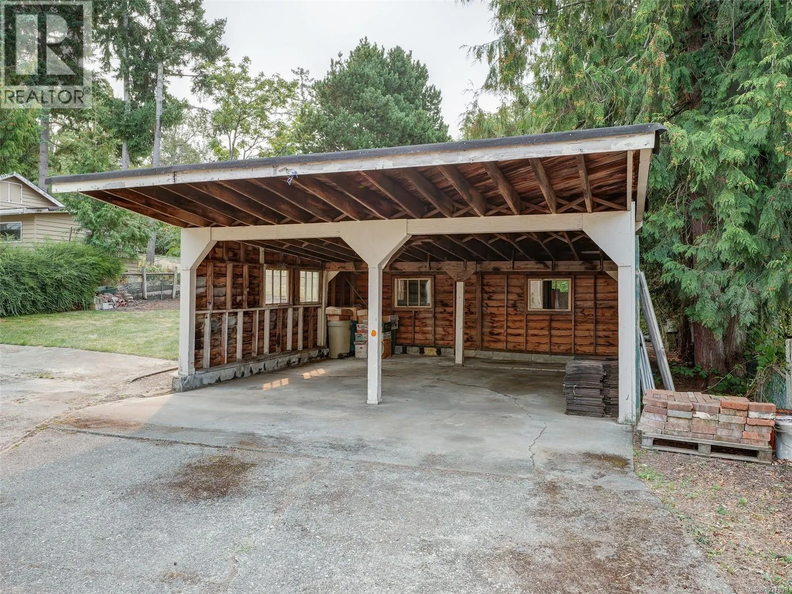 723 Genevieve Rd