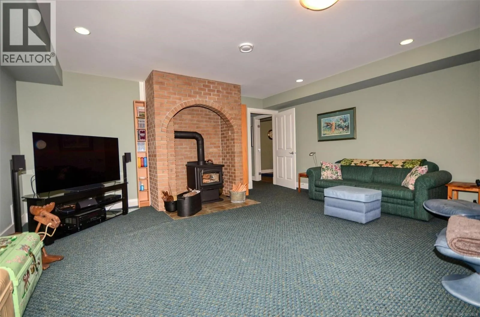 4935 Deer Park Trail