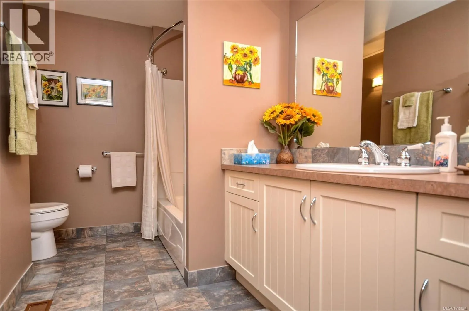 4935 Deer Park Trail