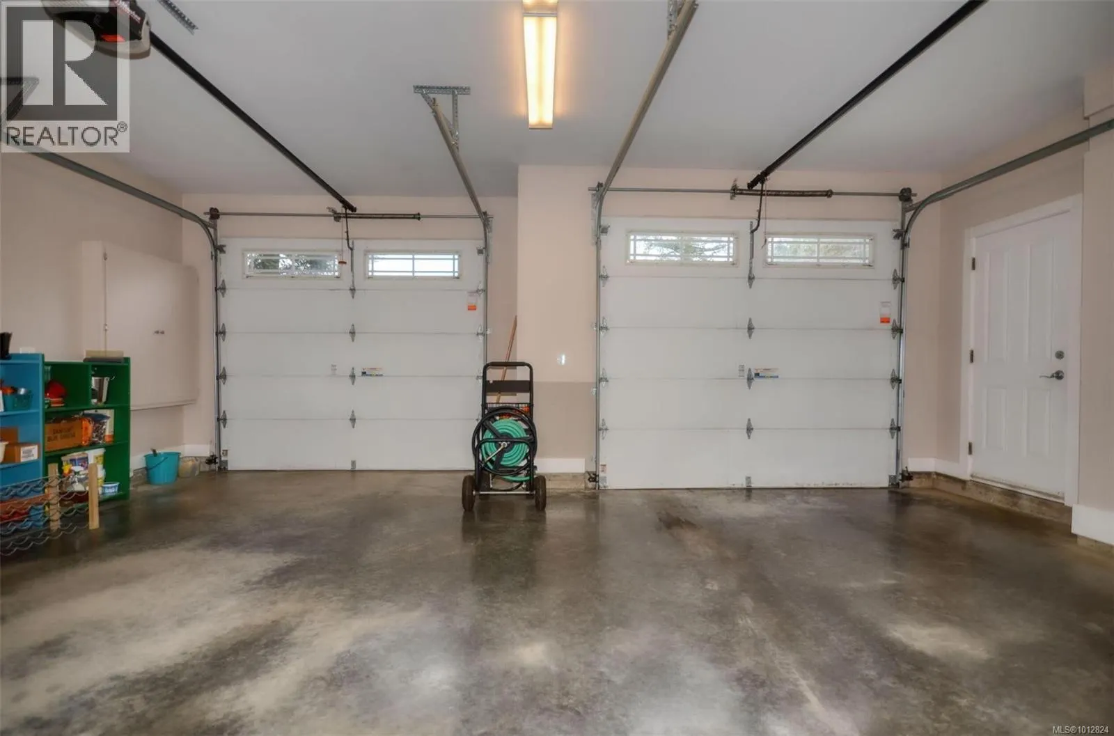 4935 Deer Park Trail
