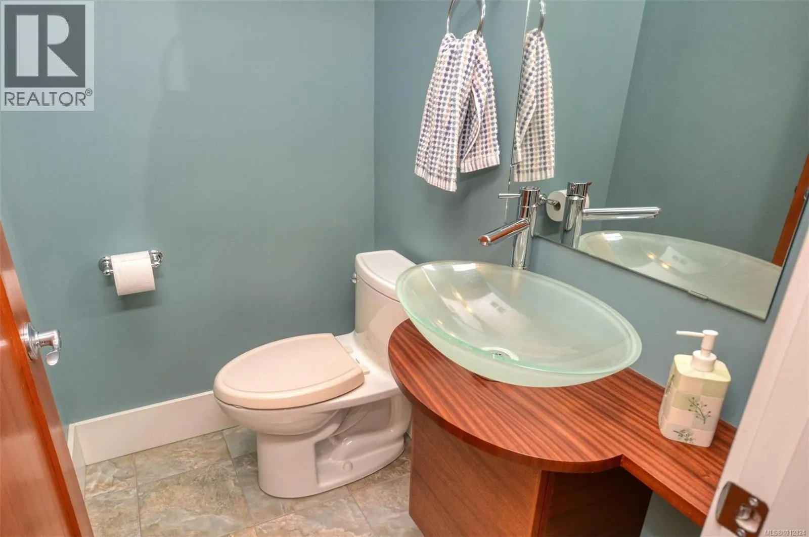 4935 Deer Park Trail