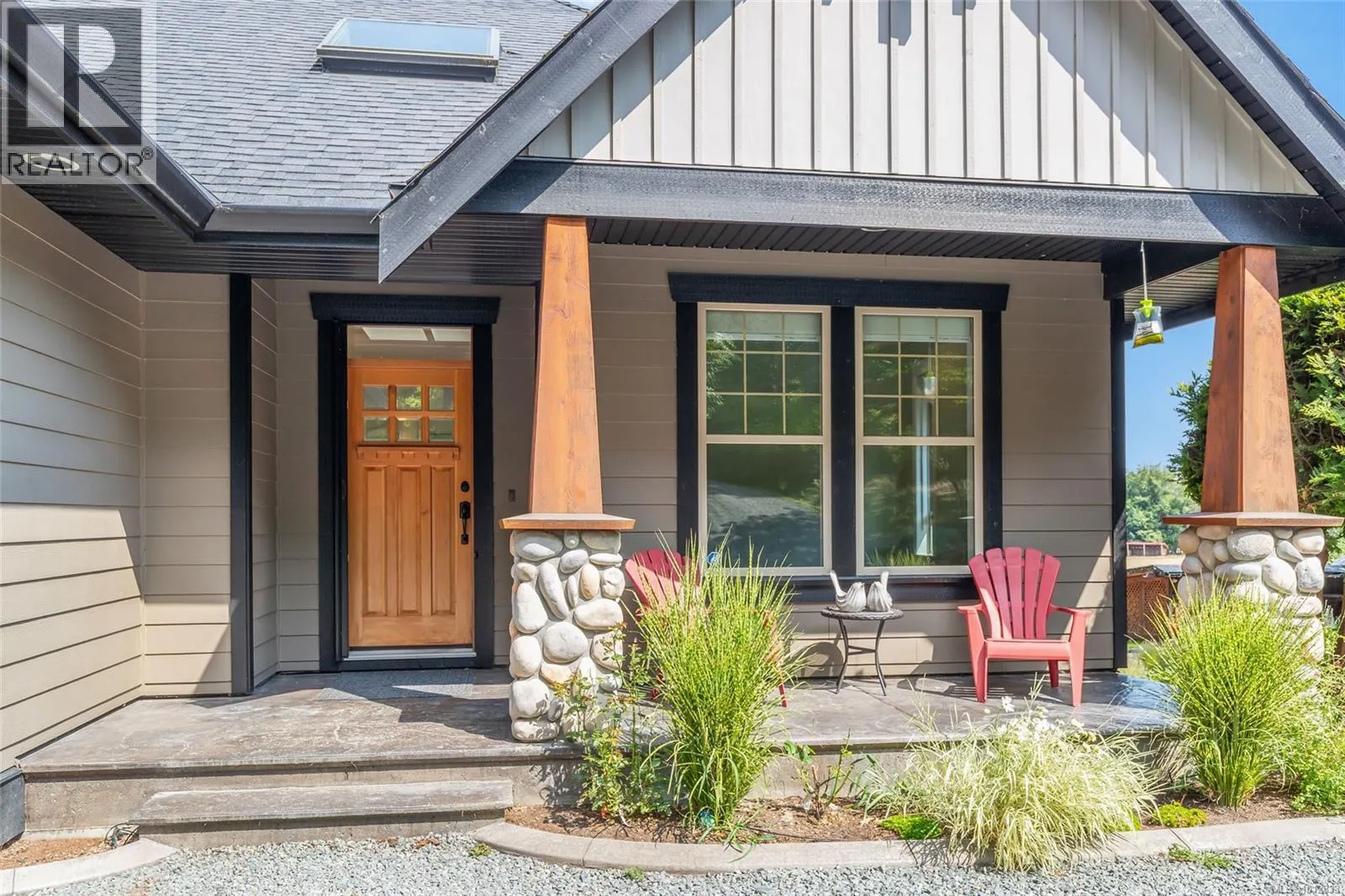 708 Rivers Edge Dr
