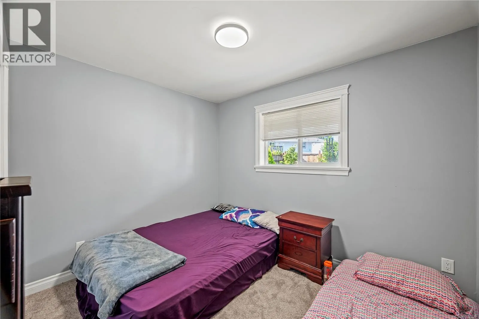 3708 Tillicum Rd