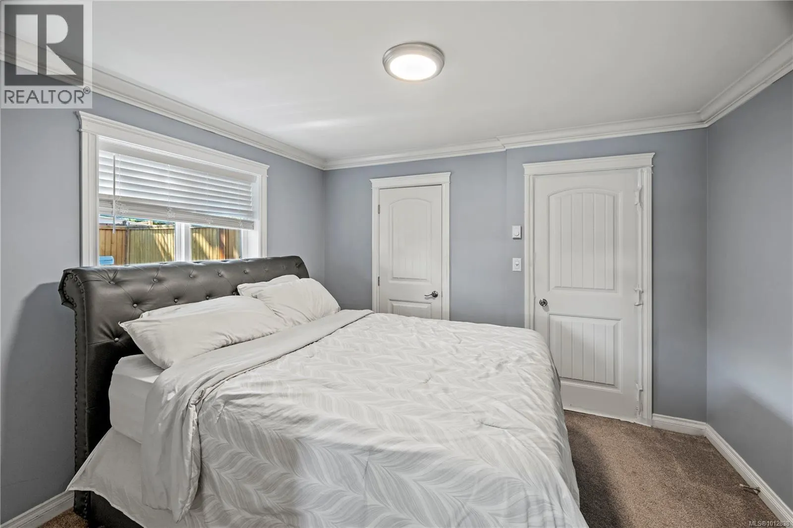 3708 Tillicum Rd