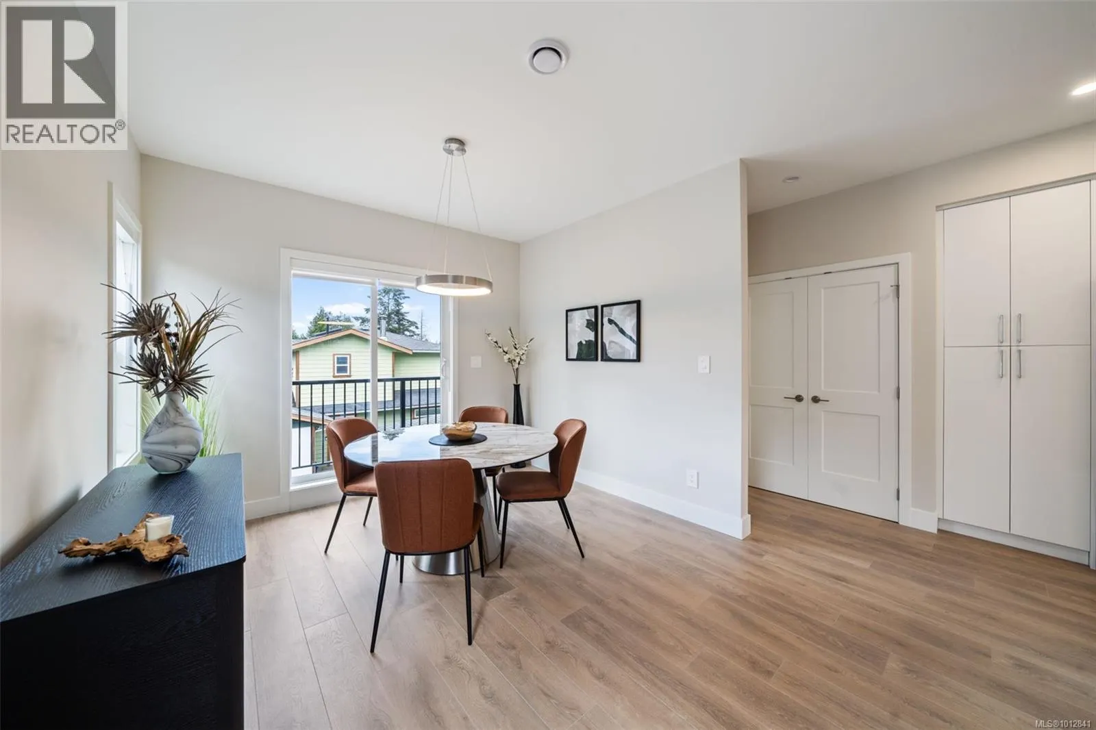 1203 Arcadiawood Crt