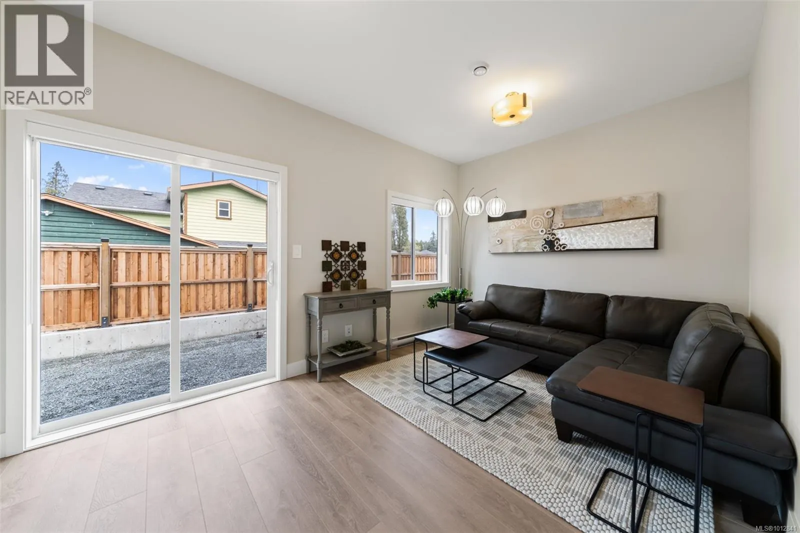 1203 Arcadiawood Crt