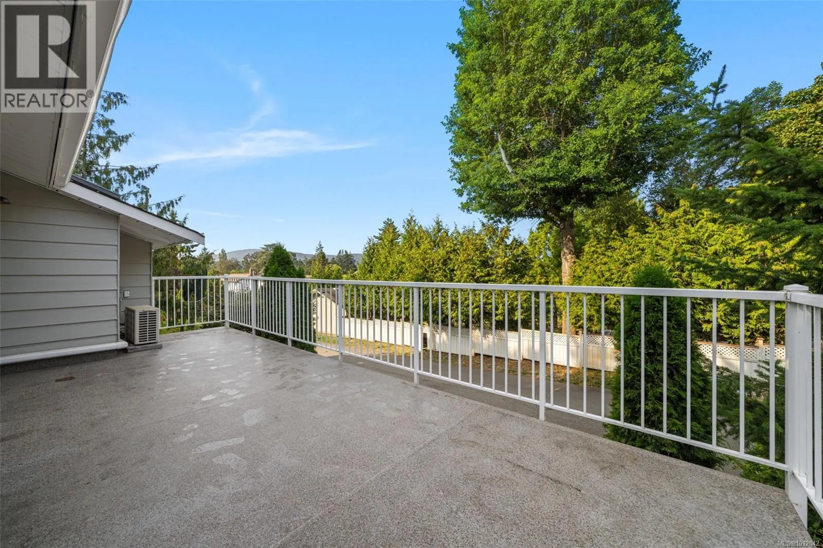 B 1176 Damelart Way