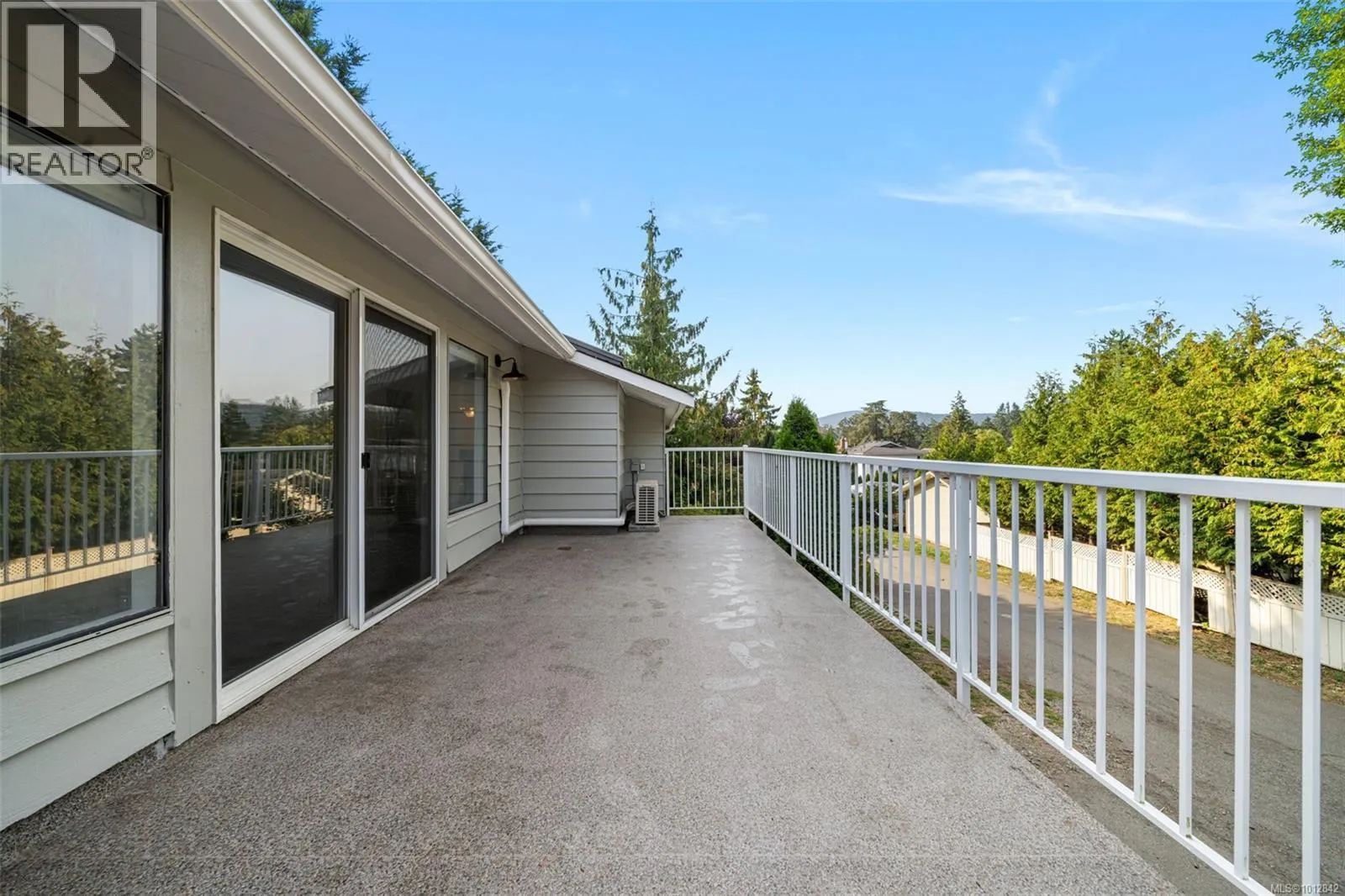 B 1176 Damelart Way