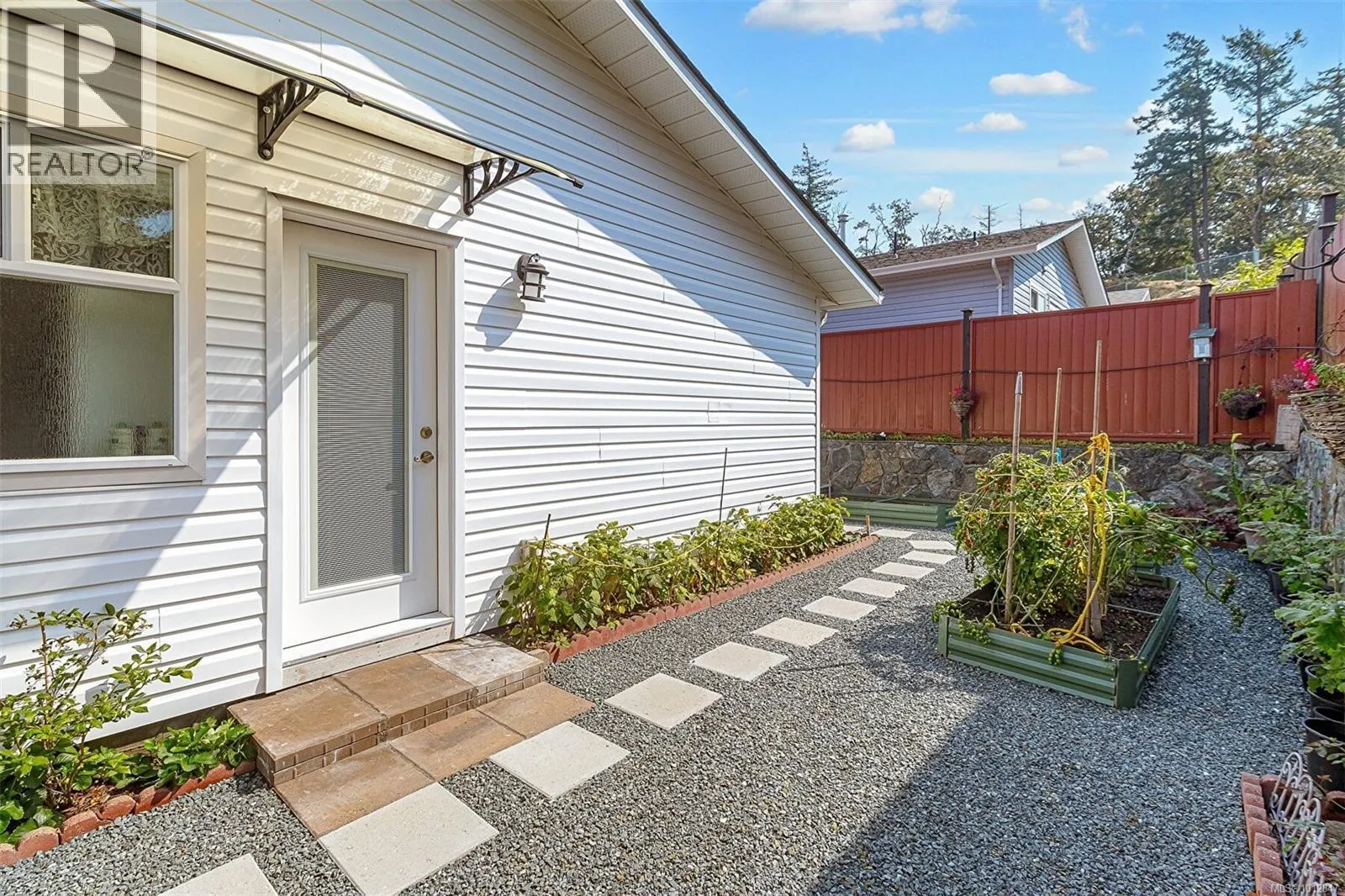 43 Eagle Lane