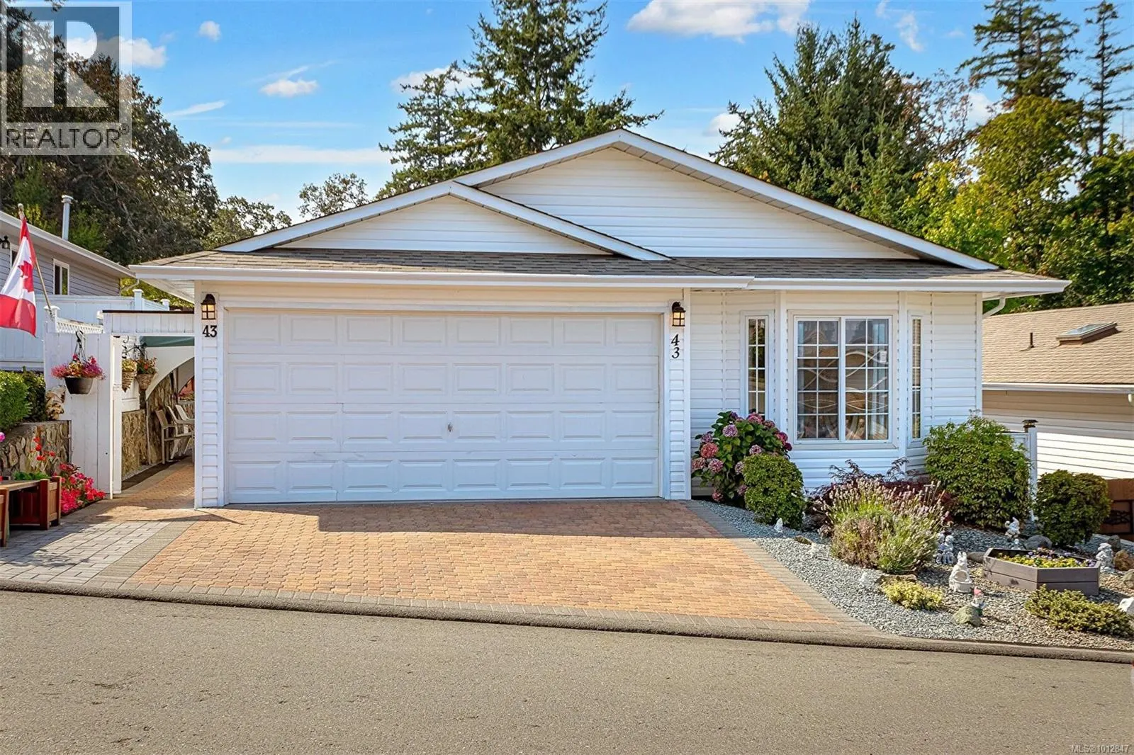 43 Eagle Lane