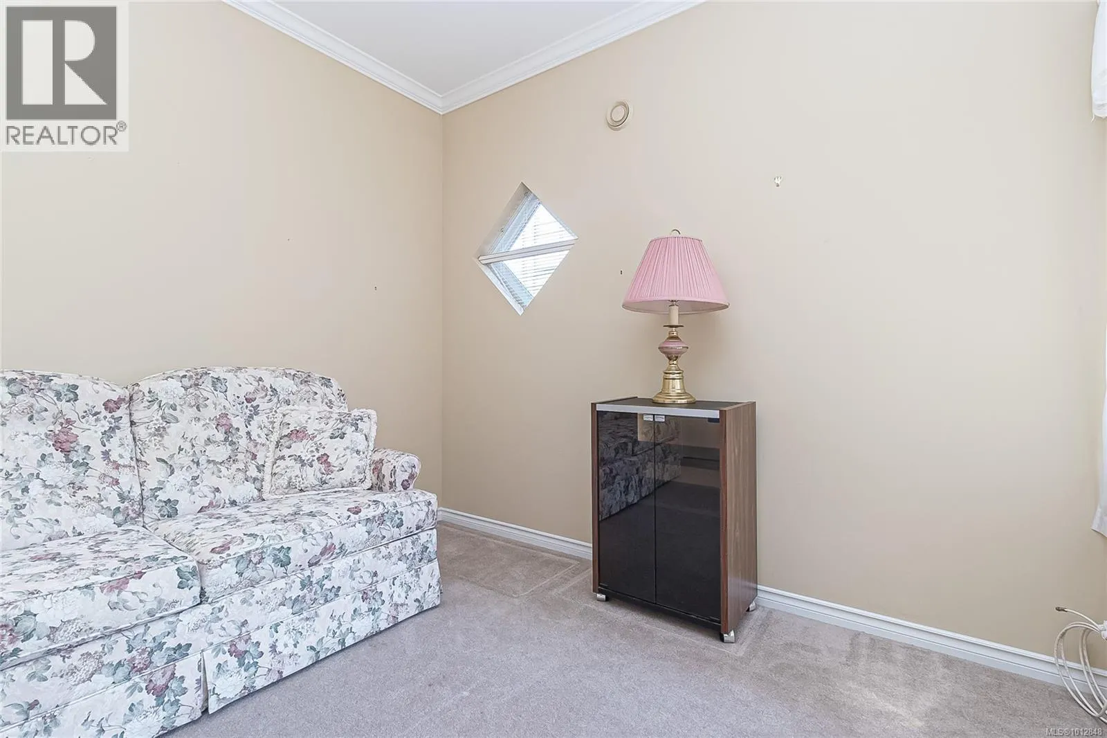 7 3633 Cedar Hill Rd