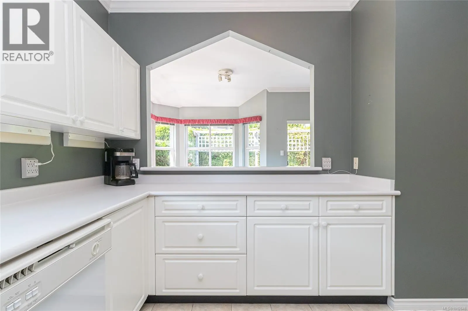7 3633 Cedar Hill Rd