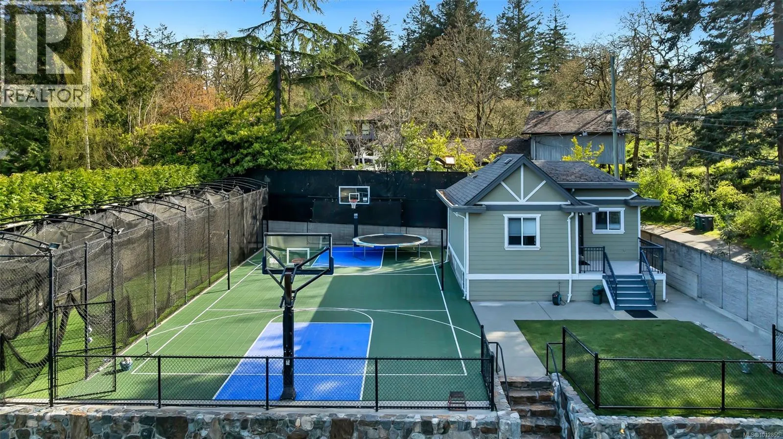 4668 Cordova Bay Rd