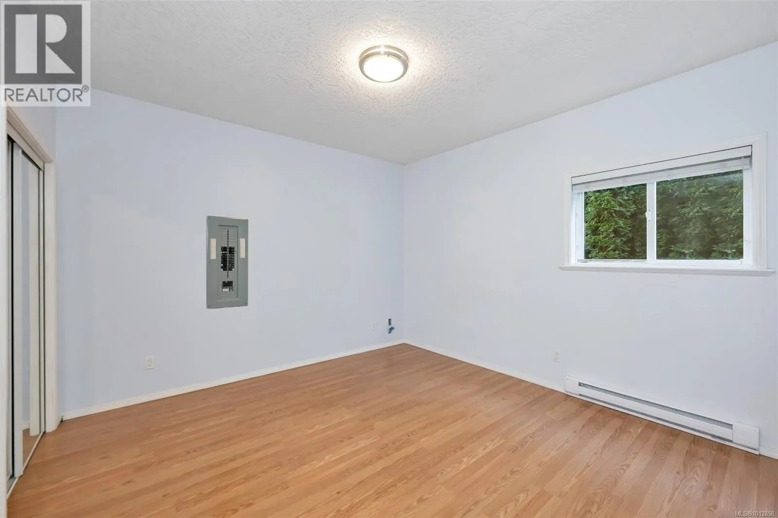 4668 Cordova Bay Rd