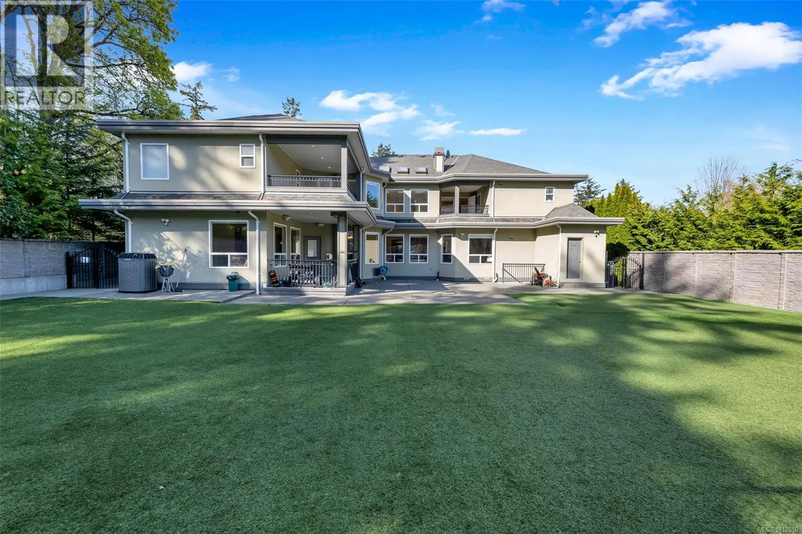 4668 Cordova Bay Rd