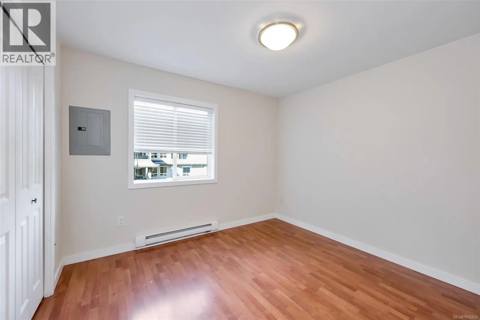4668 Cordova Bay Rd