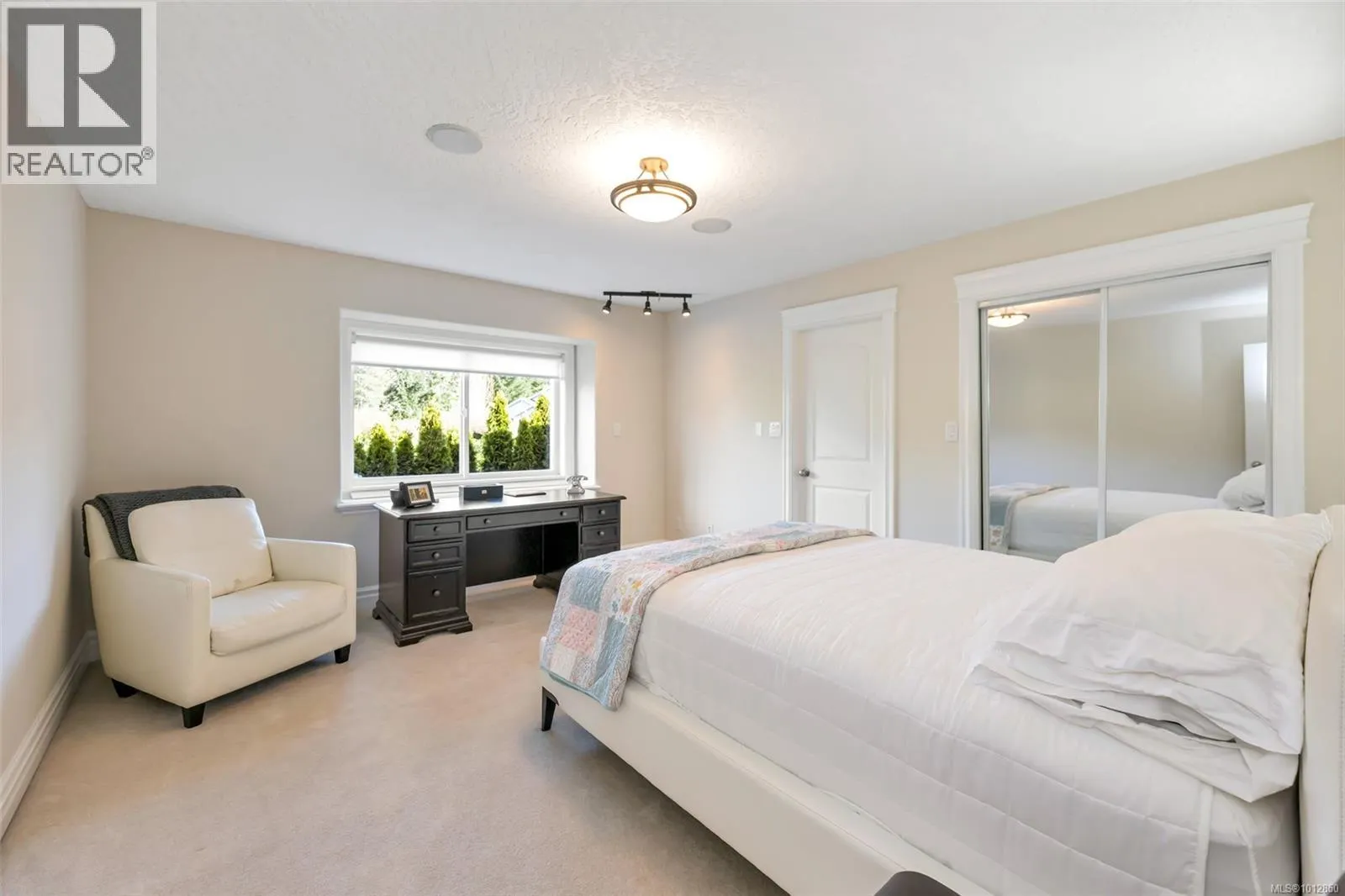 4668 Cordova Bay Rd