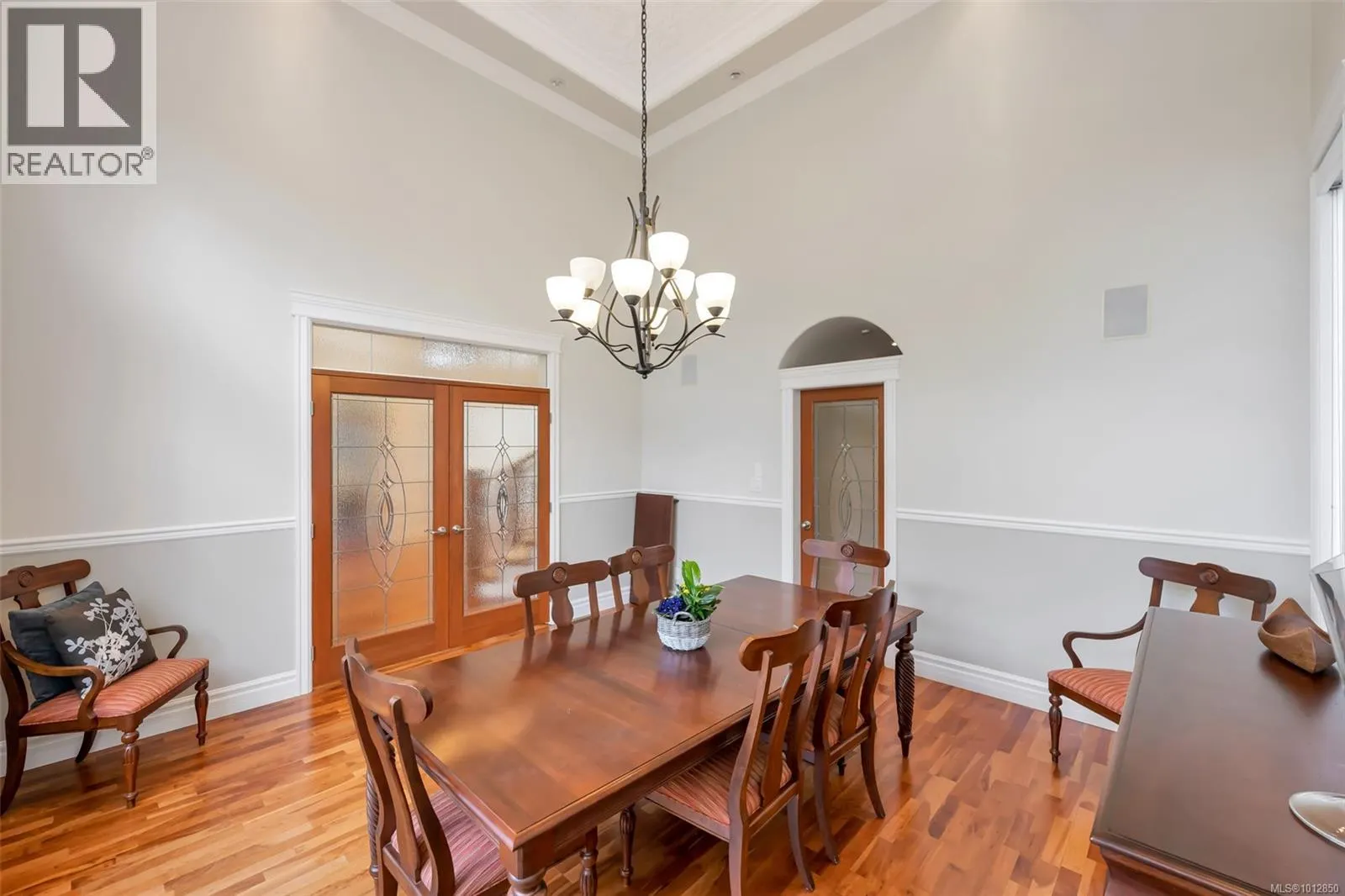 4668 Cordova Bay Rd