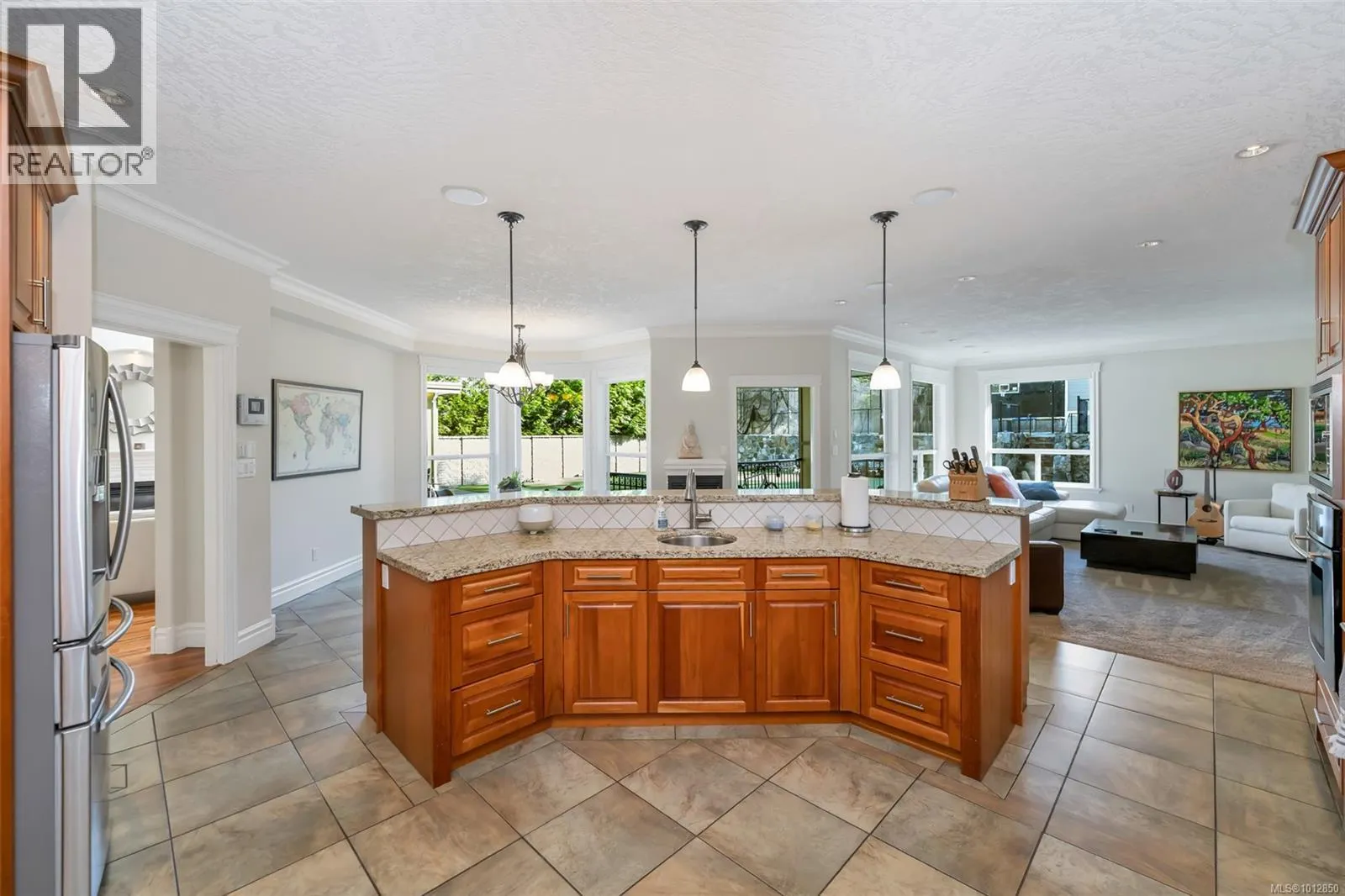 4668 Cordova Bay Rd