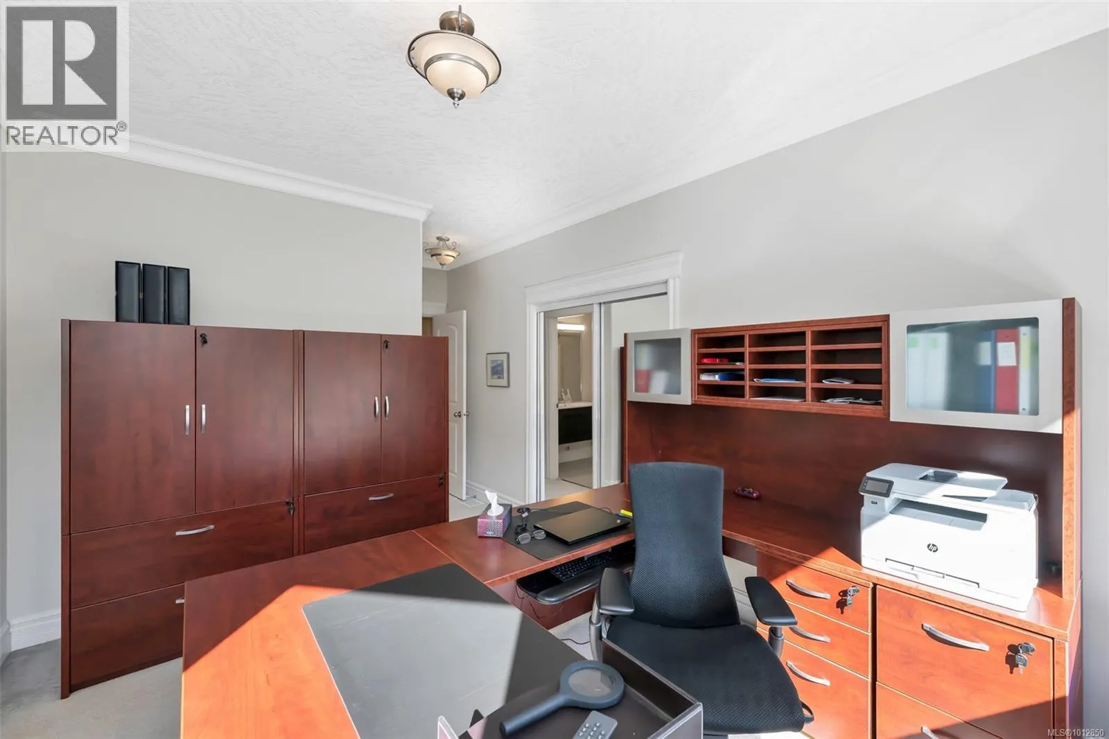 4668 Cordova Bay Rd