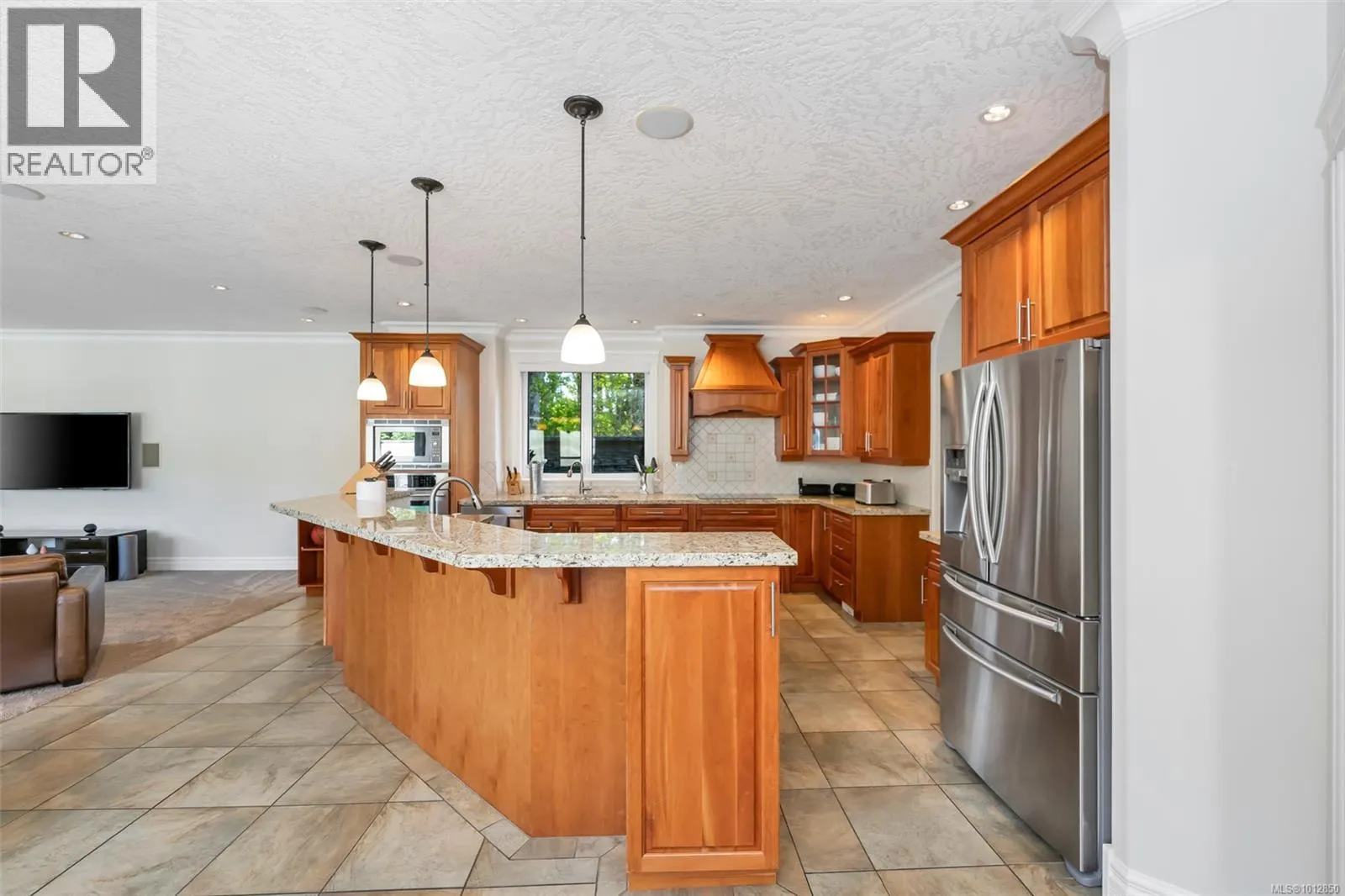 4668 Cordova Bay Rd