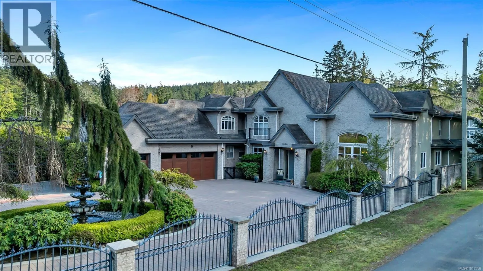 4668 Cordova Bay Rd
