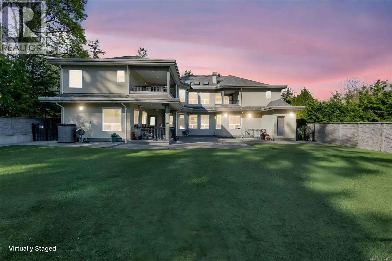 4668 Cordova Bay Rd
