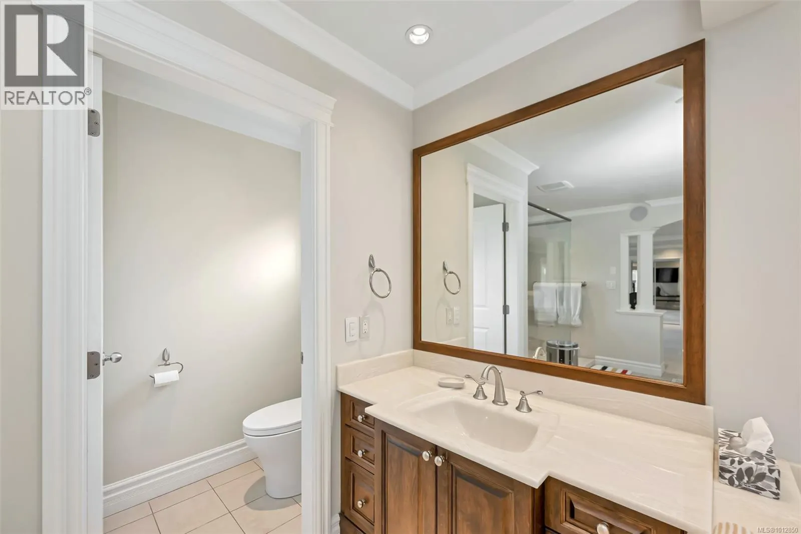 4668 Cordova Bay Rd