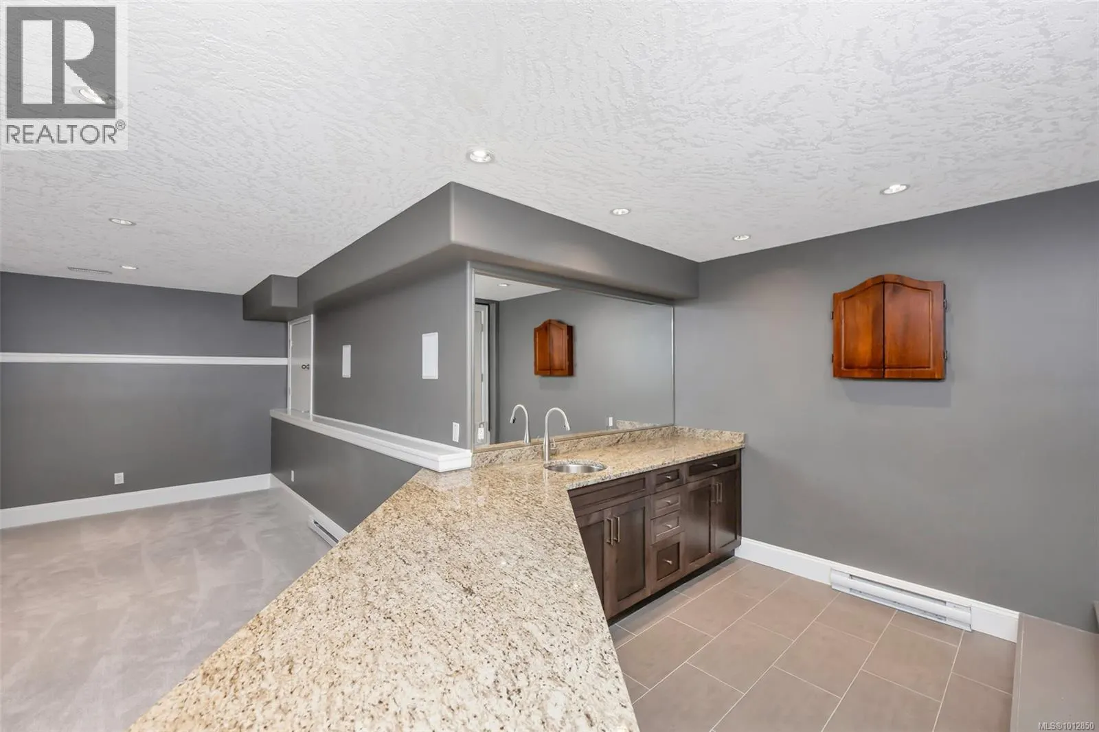 4668 Cordova Bay Rd