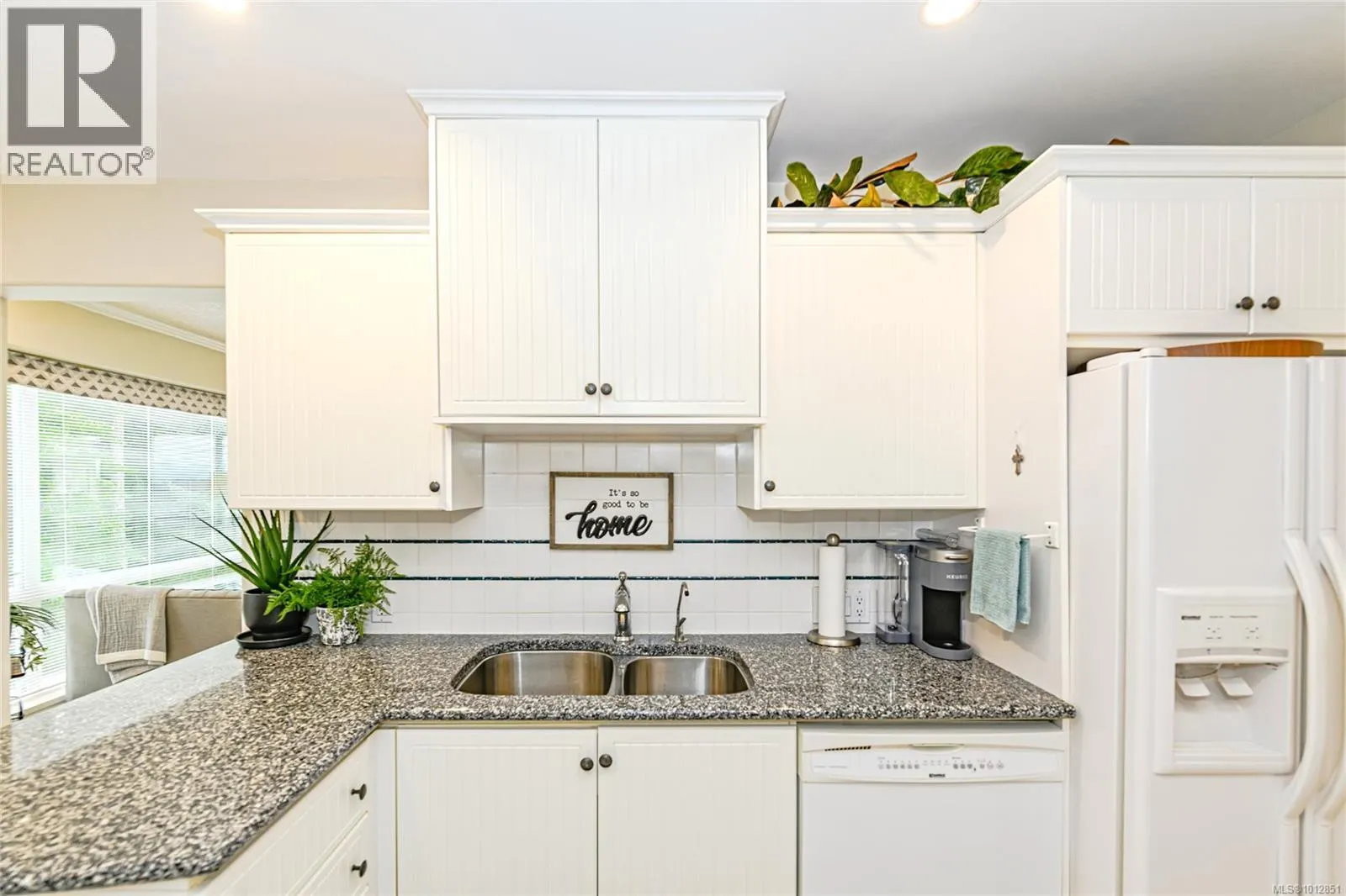 201 940 Boulderwood Rise