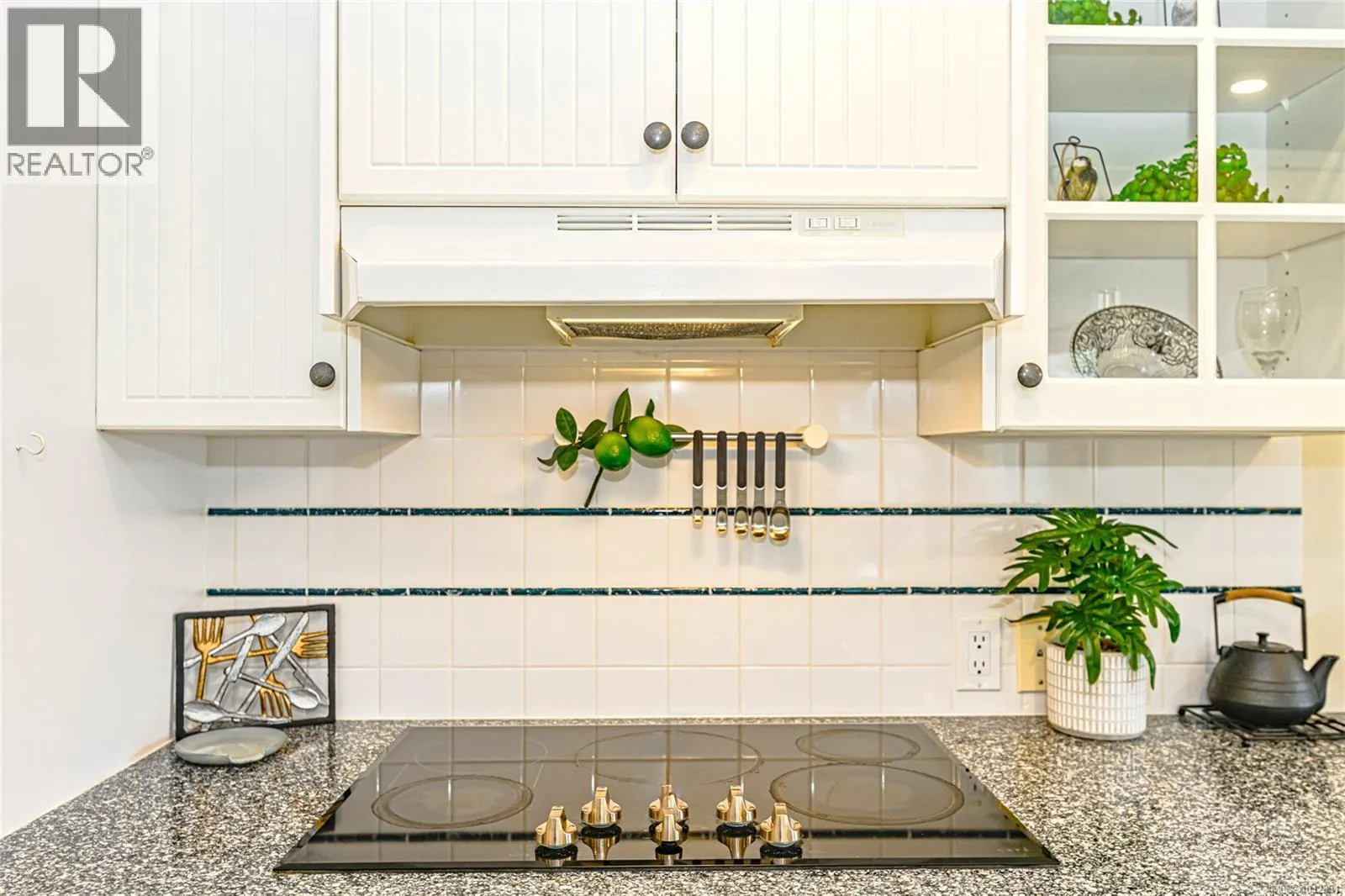 201 940 Boulderwood Rise