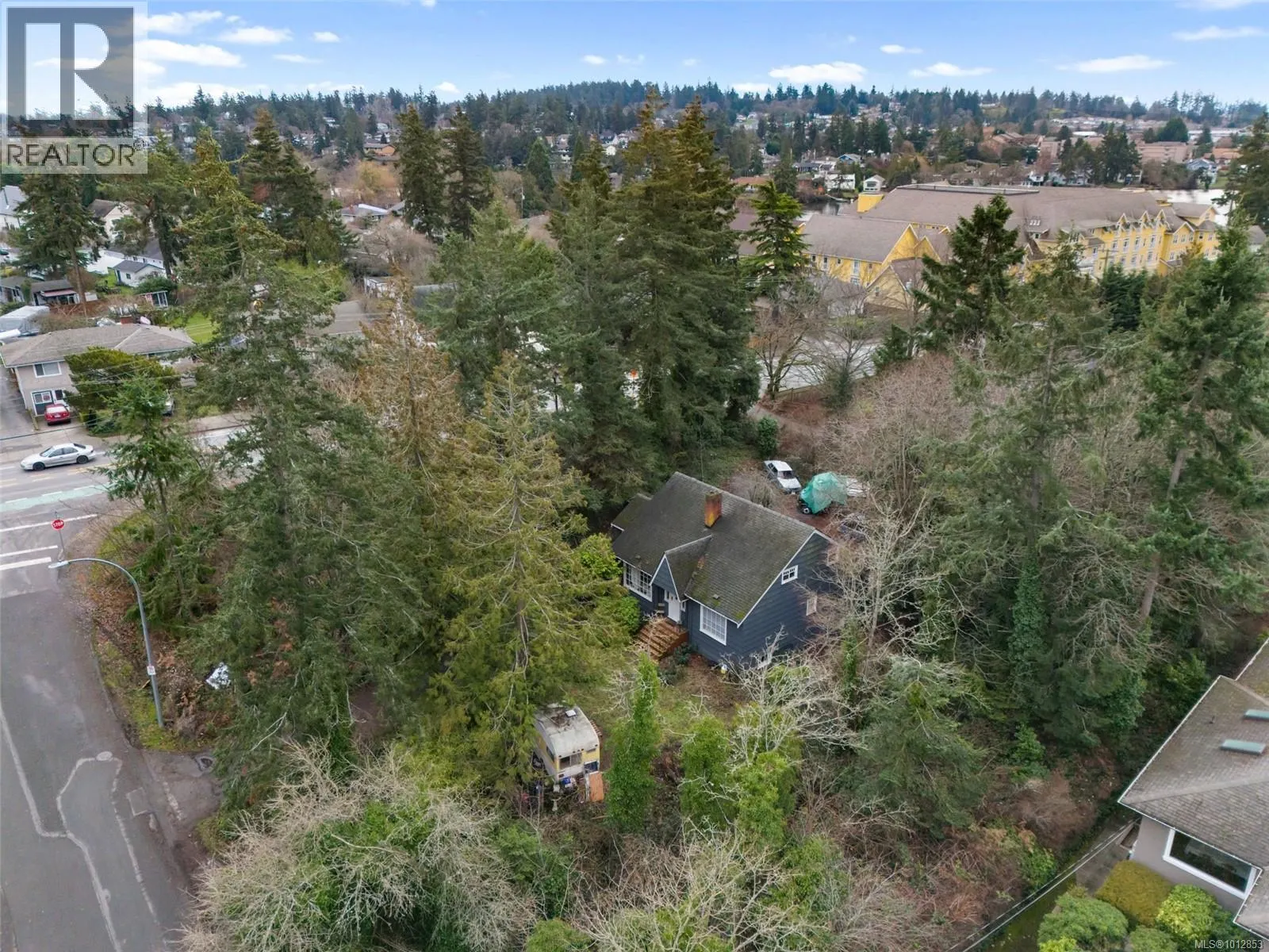 2895 Murray Dr