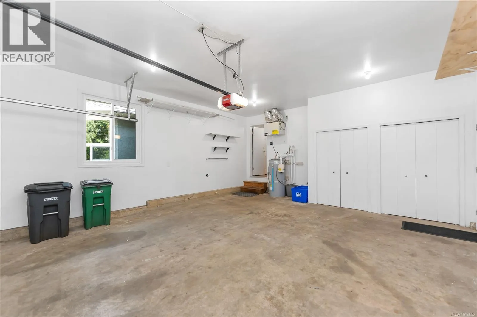 1717 Applewood Pl