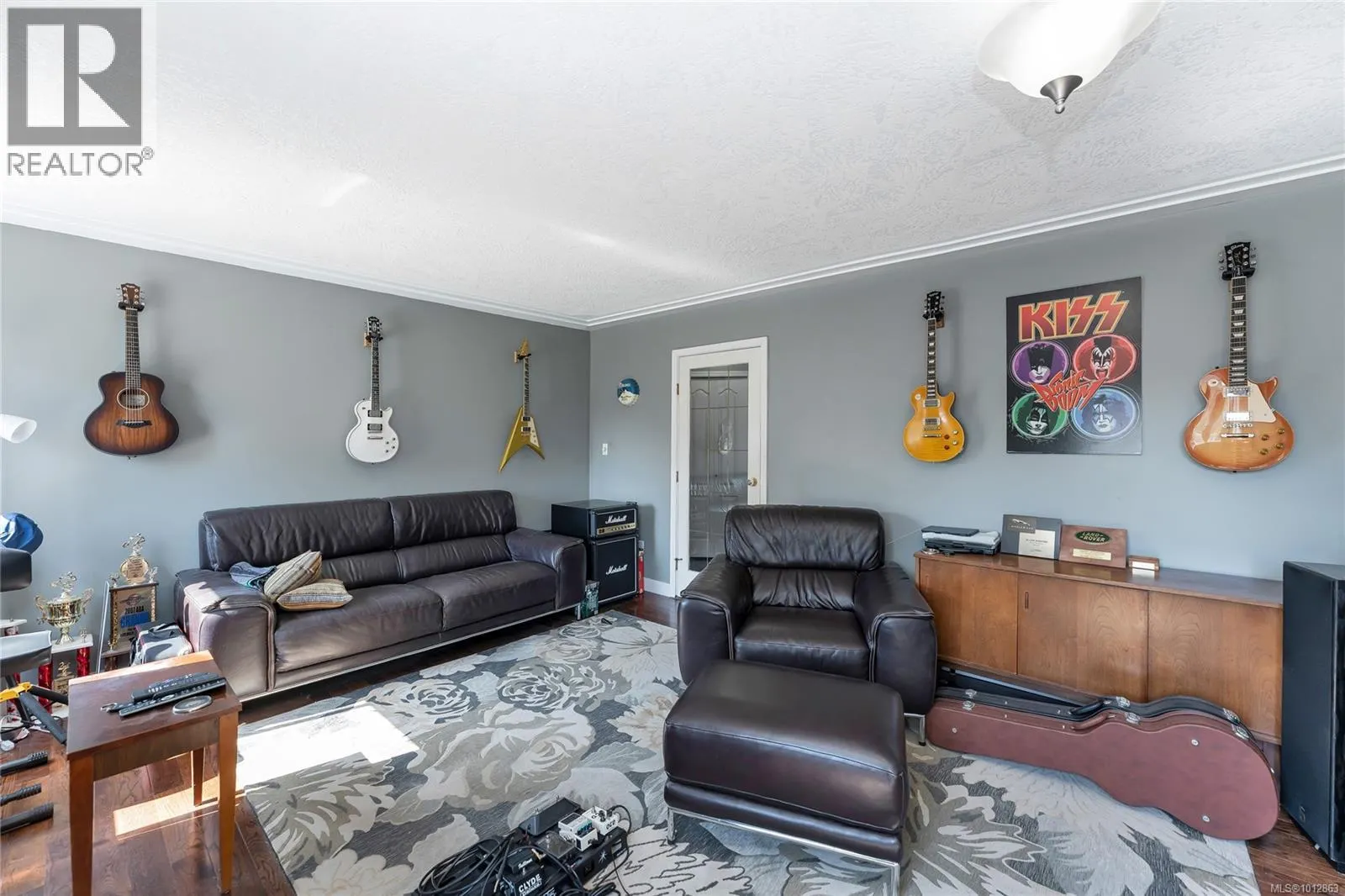 505 Windthrop Rd