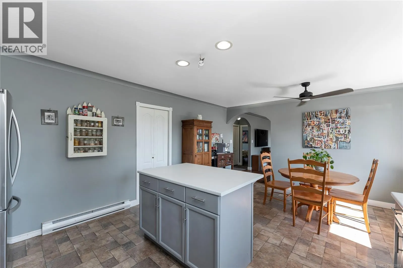 505 Windthrop Rd