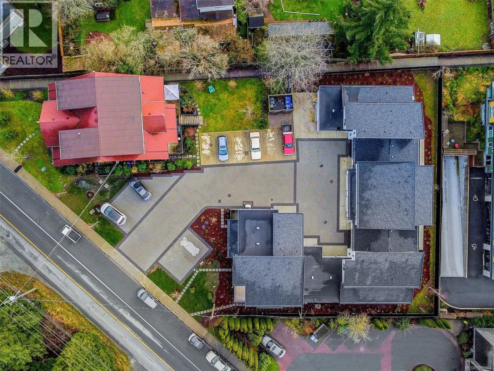 5 1171 Stelly's Cross Rd