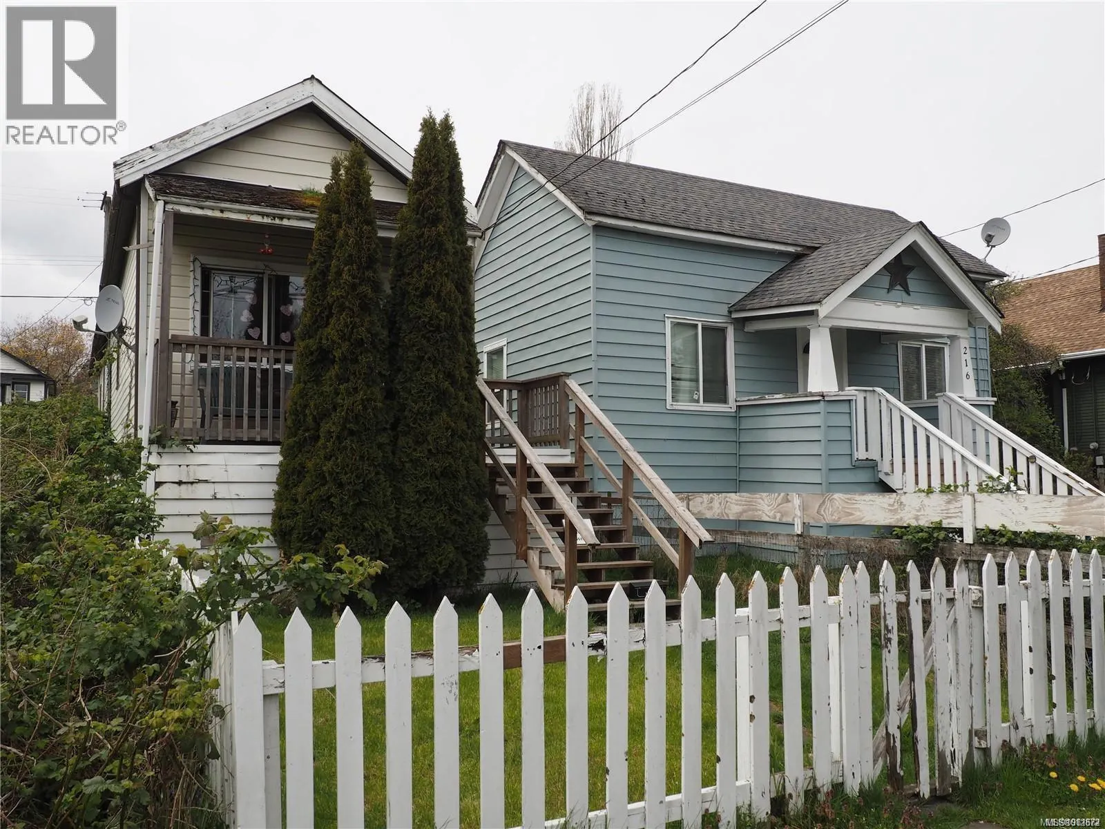 218 Haliburton St